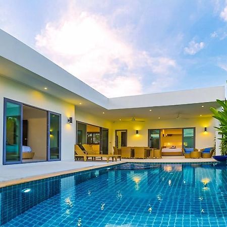 Rawai Villa By Fullrooms Phuket エクステリア 写真