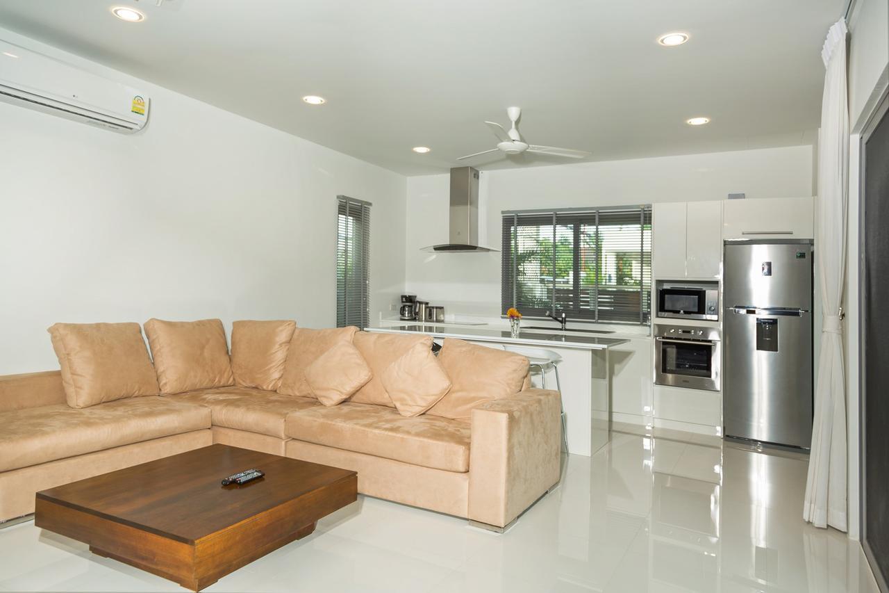 Rawai Villa By Fullrooms Phuket エクステリア 写真